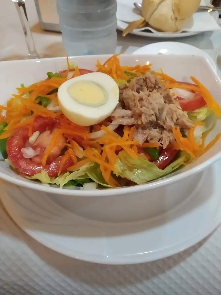 Manuel Jesús Doblado Lopera_Bar Stop_Écija_review