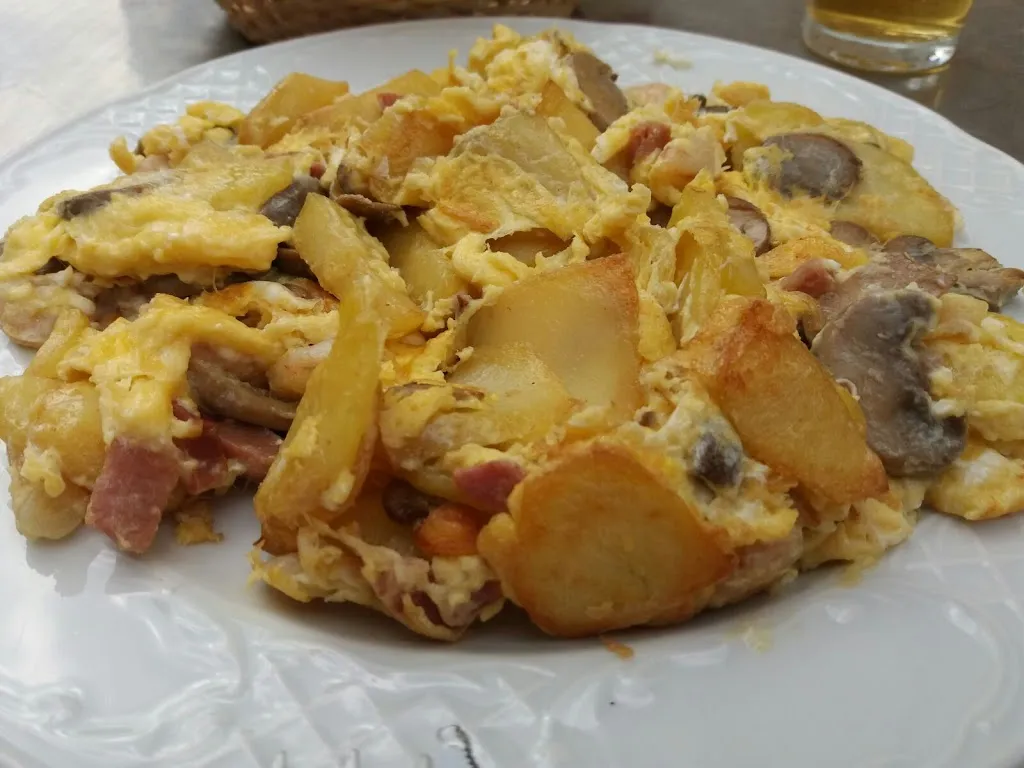 Bernardo Ruiz_Casino de Artesanos_Écija_review