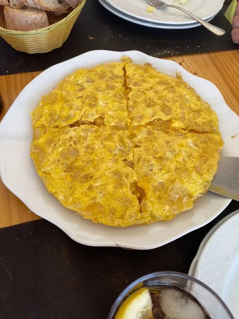 Restaurante El Caserío De Tion_Coirós_slider_image_2