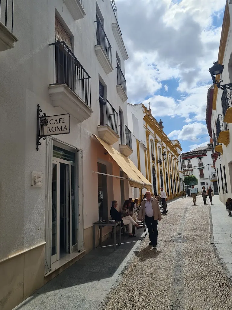Pedro López Pasadas_Café Roma_Écija_review