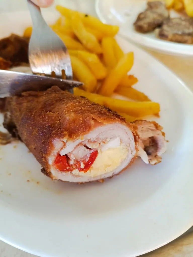 María_Bar Capri_Écija_review