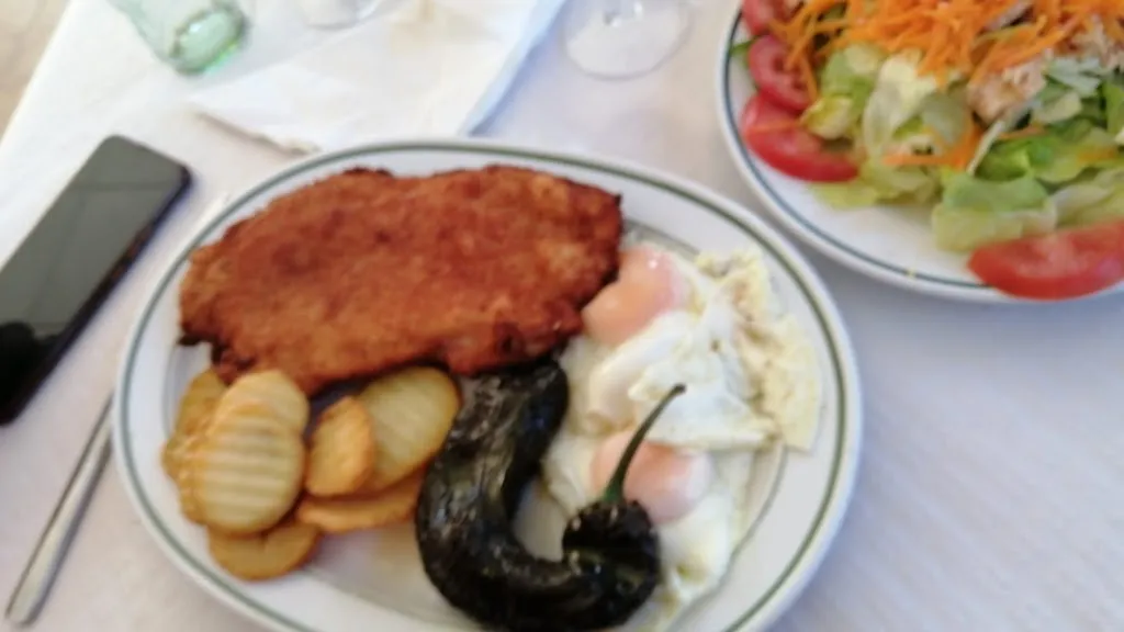 Loli Baena_Bar Capri_Écija_review