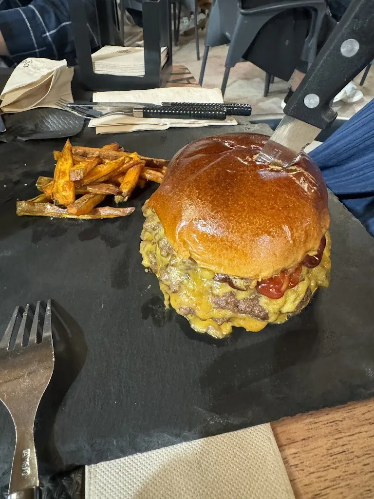 Menu_Mr Mamut Burger_Écija_image_6