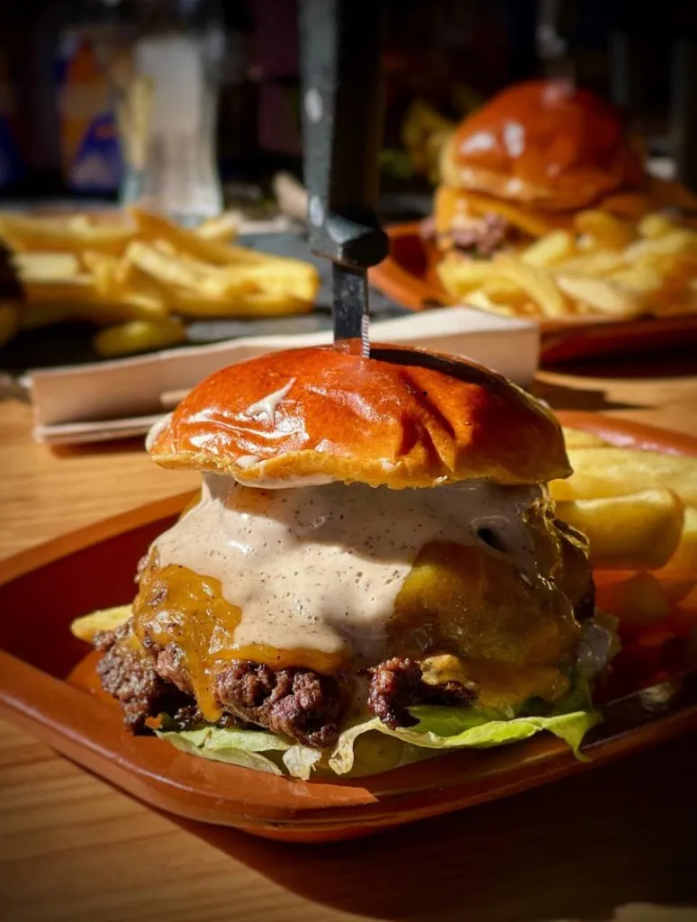 Mr Mamut Burger_Écija_slider_image_1