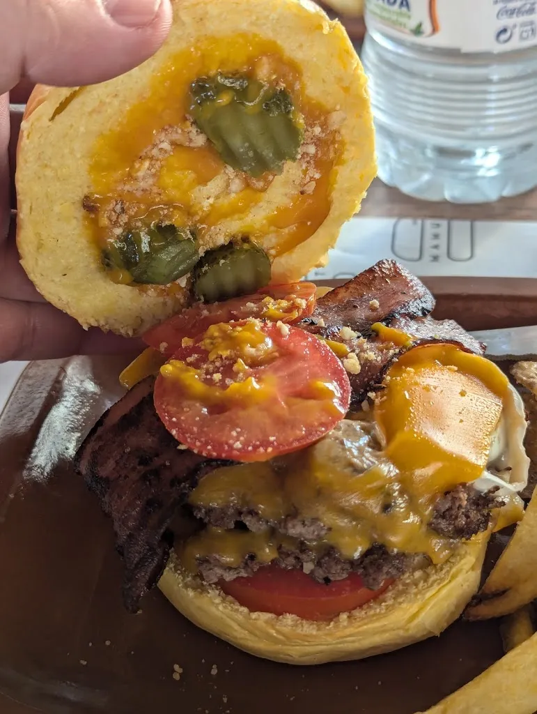 Mr Mamut Burger_Écija_slider_image_3