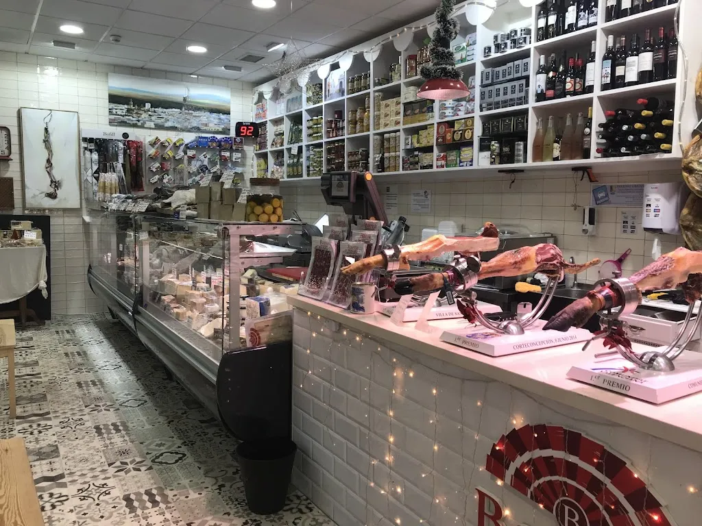 Jamoneria-Charcutería Baena_Écija_slider_image_2