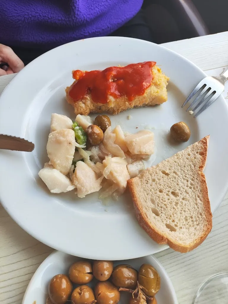 Gerard Fleming_Mis viejos Don Jamón ll_Alicún_review