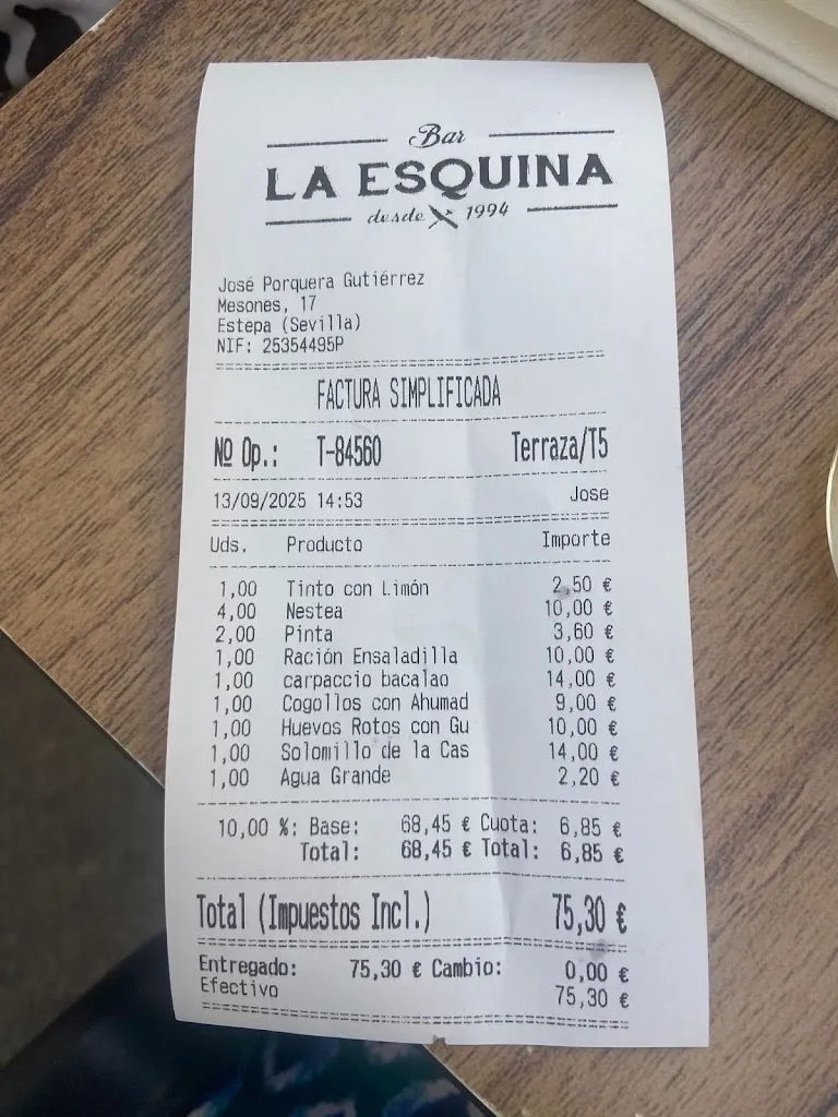 Pablo Ayala Rodríguez_Bar La Esquina_Estepa_review