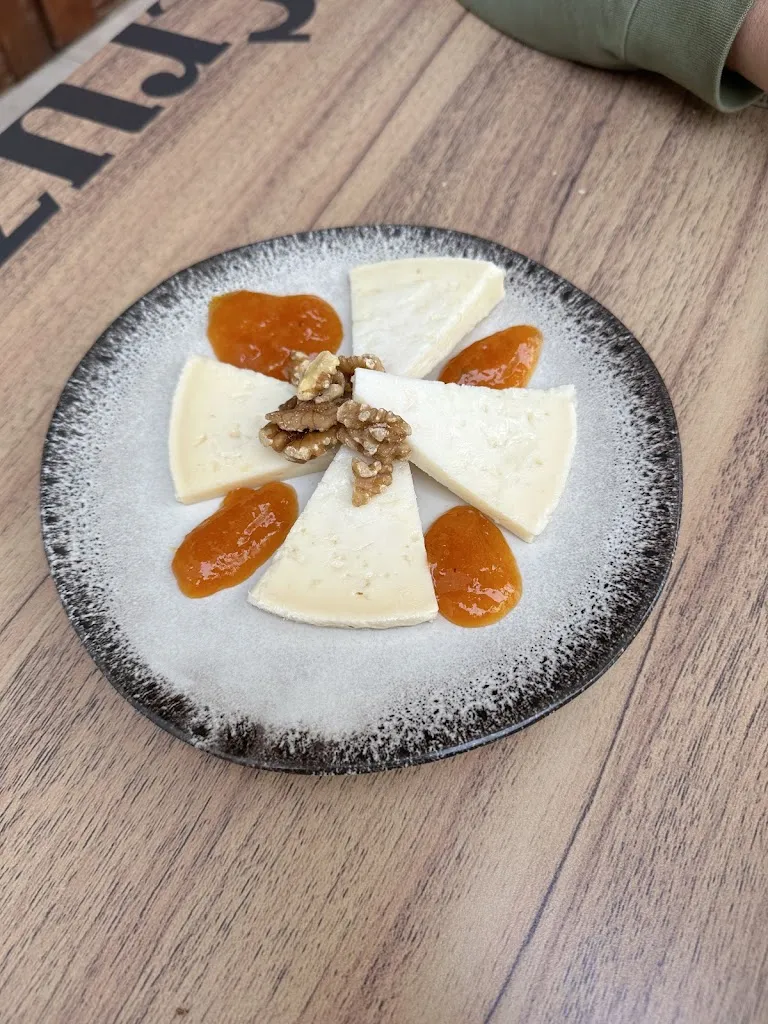 Anna Garrido_Bar La Esquina_Estepa_review