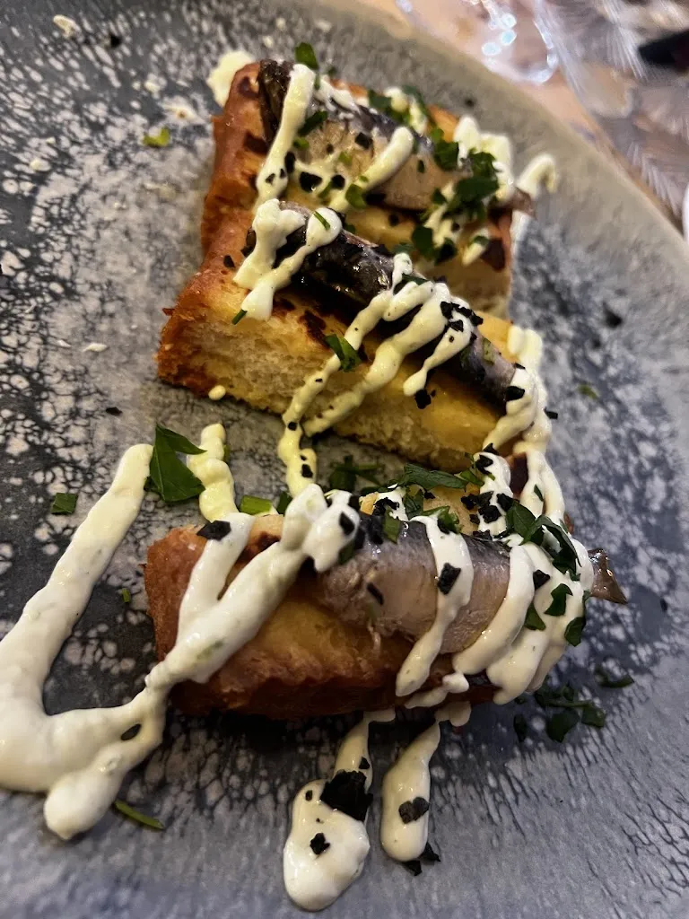 Francisco Gamito_Restaurante AKIKO'N Los nuestros gastrobar_Estepa_review