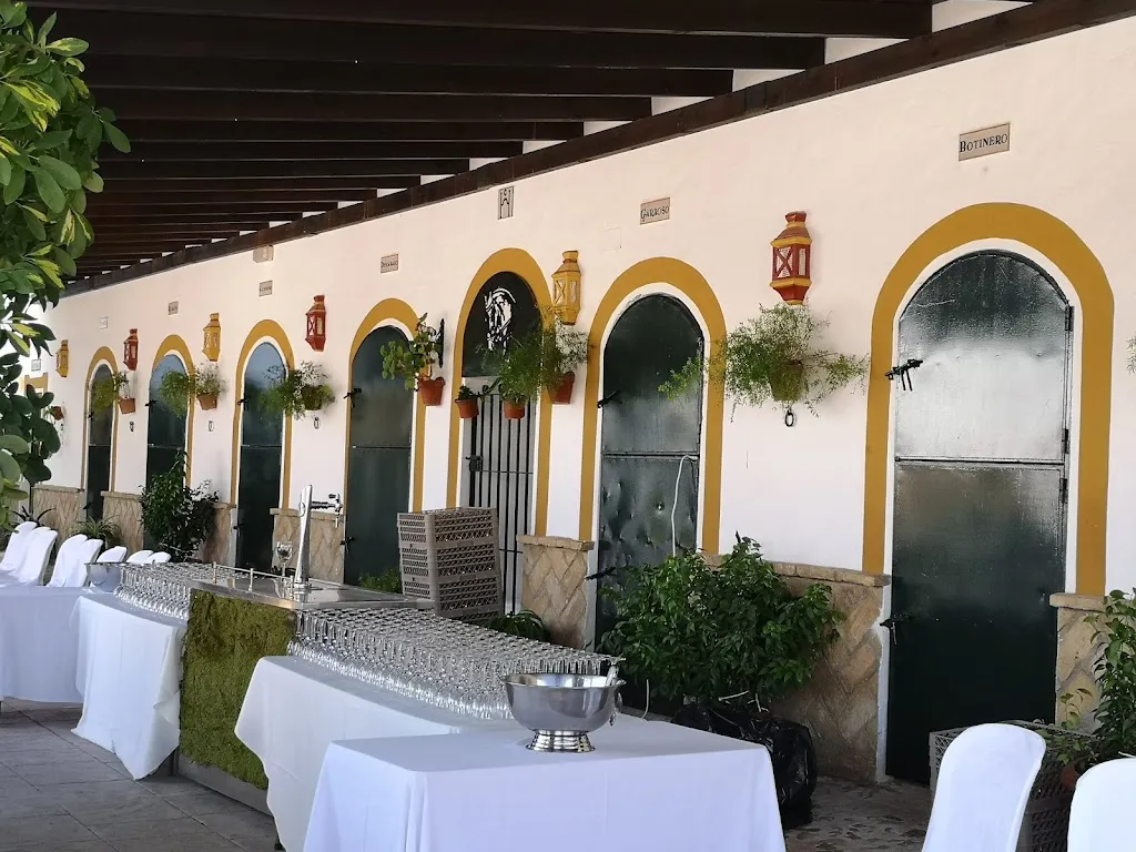 Restaurante Hacienda Parchilena_Estepa_slider_image_1