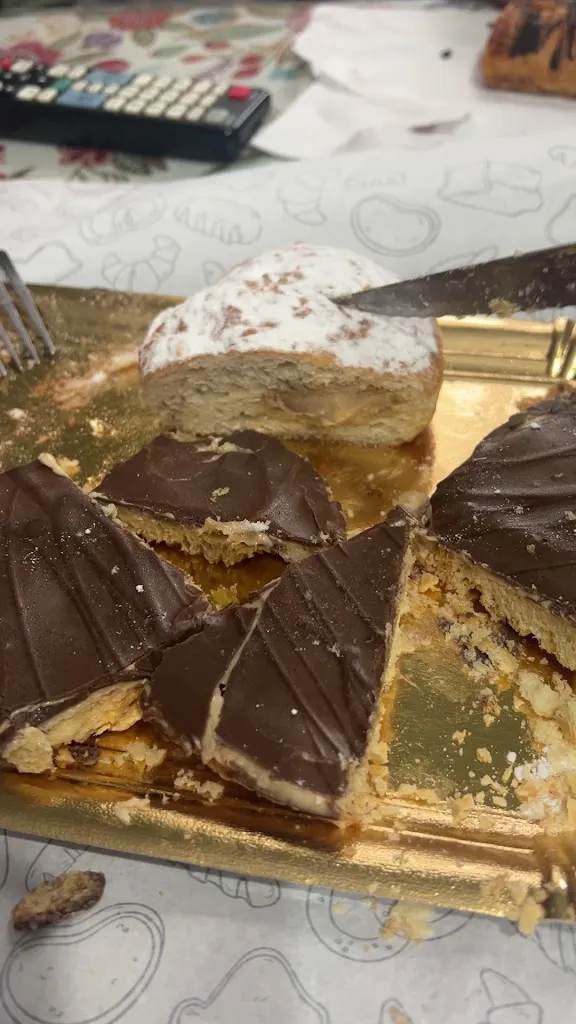 Paula Pozo Alvarez_Confiteria estepa_Estepa_review