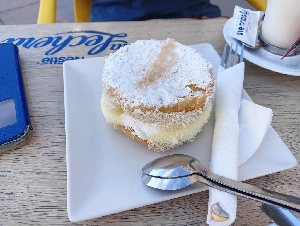 Francisco Javier Ruiz_Confiteria estepa_Estepa_review