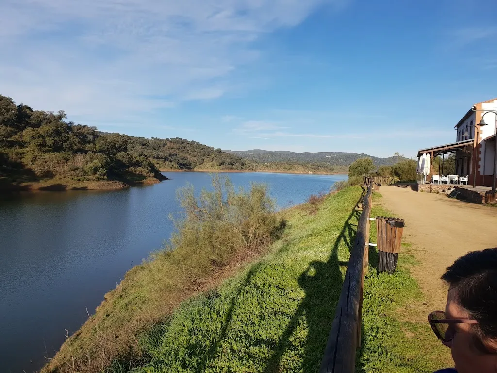 Bill Snow_Restaurante La Estación – Carnes a la Brasa y Arroces_Garrobo El_review