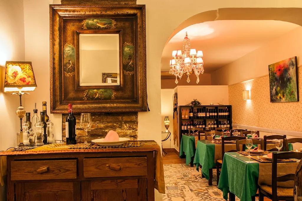 El Trillo Restaurante Granada restaurant in Alicún