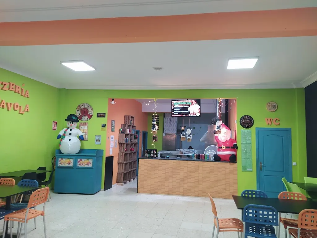 Pizzeria A Tavola restaurant in Fuentes de Andalucía