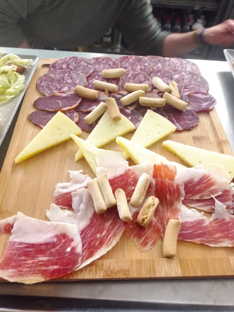 Menu_Bar Laure_Fuentes de Andalucía_image_1