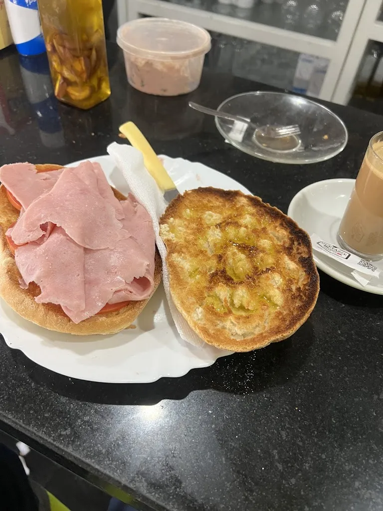 Datcu Costin_Mae Mia_Fuentes de Andalucía_review