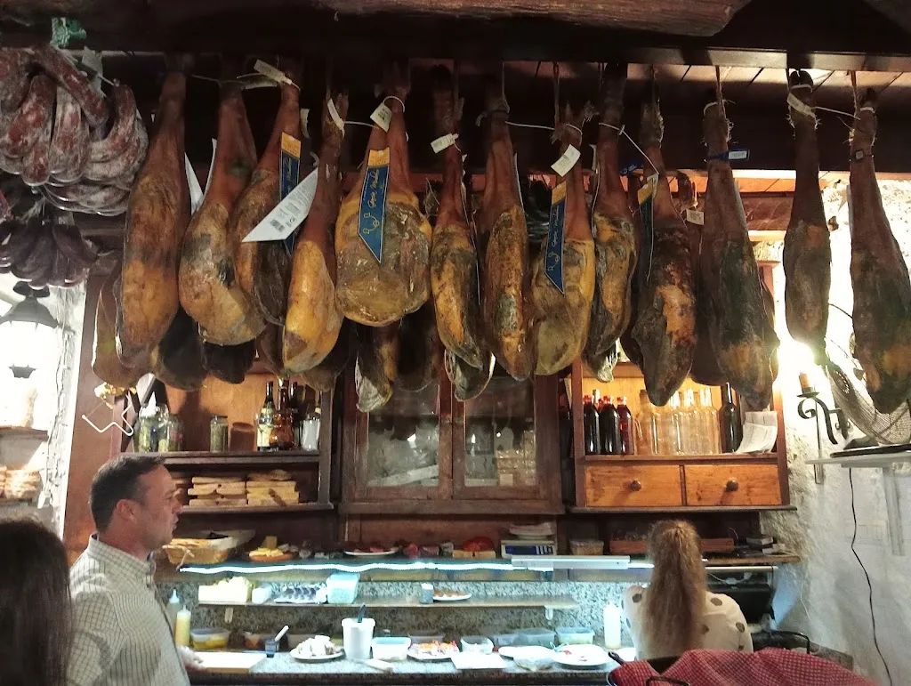 Manolo D._Taberna Galería la Bomba_Gerena_review