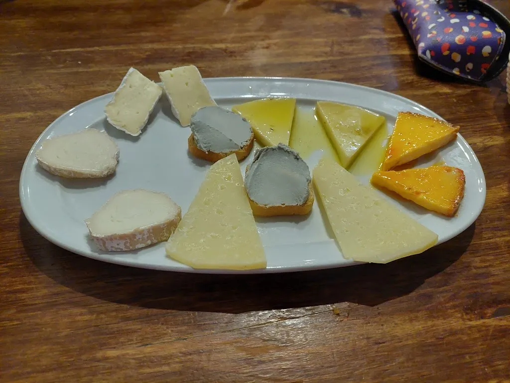 Taberna Galería la Bomba_Gerena_slider_image_2