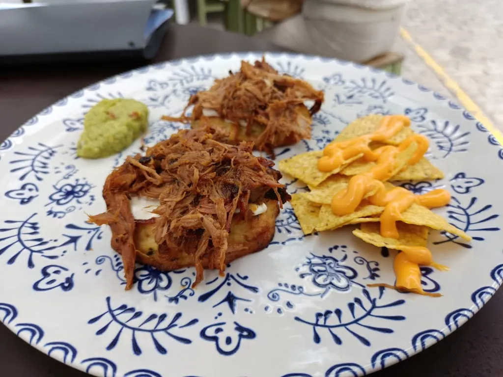 Nicolás López Cuesta_La Despensa de Salvi_Gerena_review