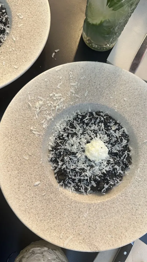 Tasnim Begum_Biloba_Alicún_review