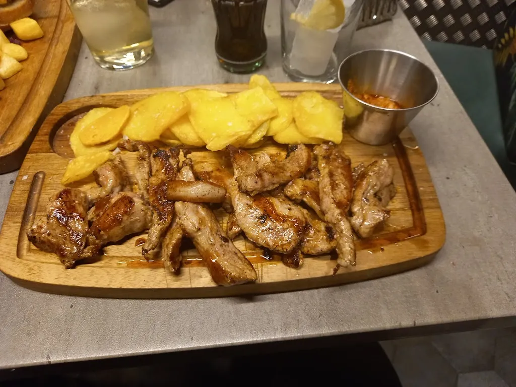 fran perez_Cafetería Mesón Gelves_Gelves_review