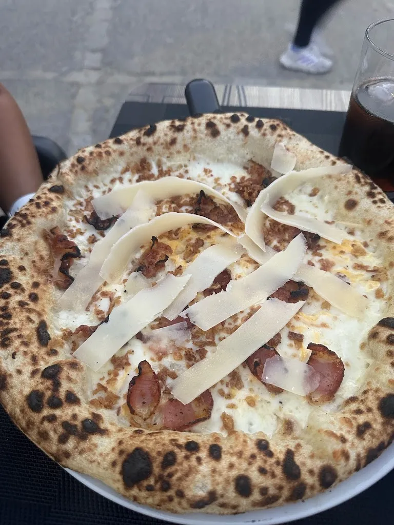 Tania Márquez Escalona_Il piccolo porto_Gelves_review