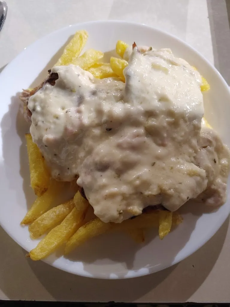 Adela BM_Camino del Cañuelo_Gelves_review