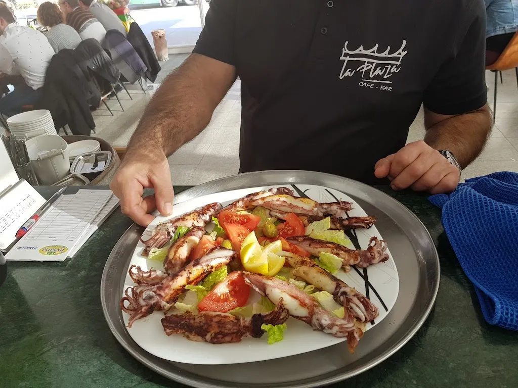 La Plaza CAFÉ-BAR._Alicún_slider_image_3