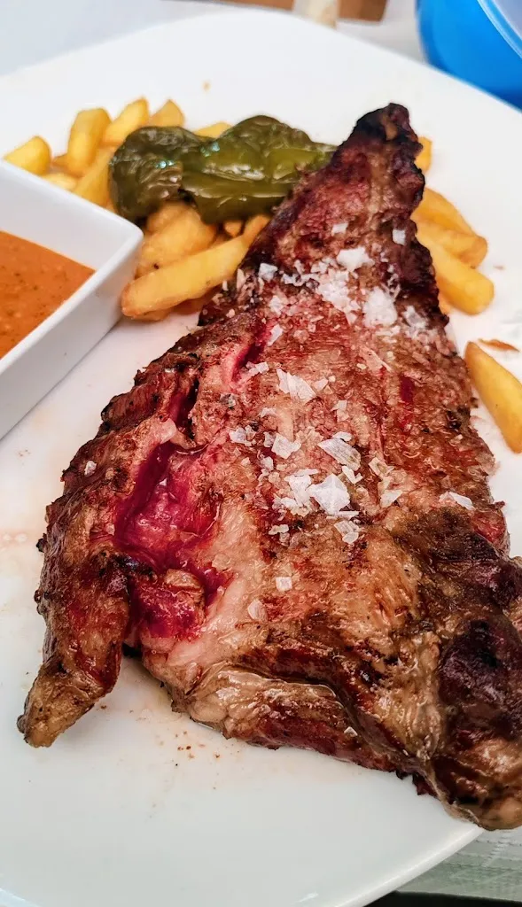 José María Galván Puerta_Bar Restaurante La Piscina_Gilena_review