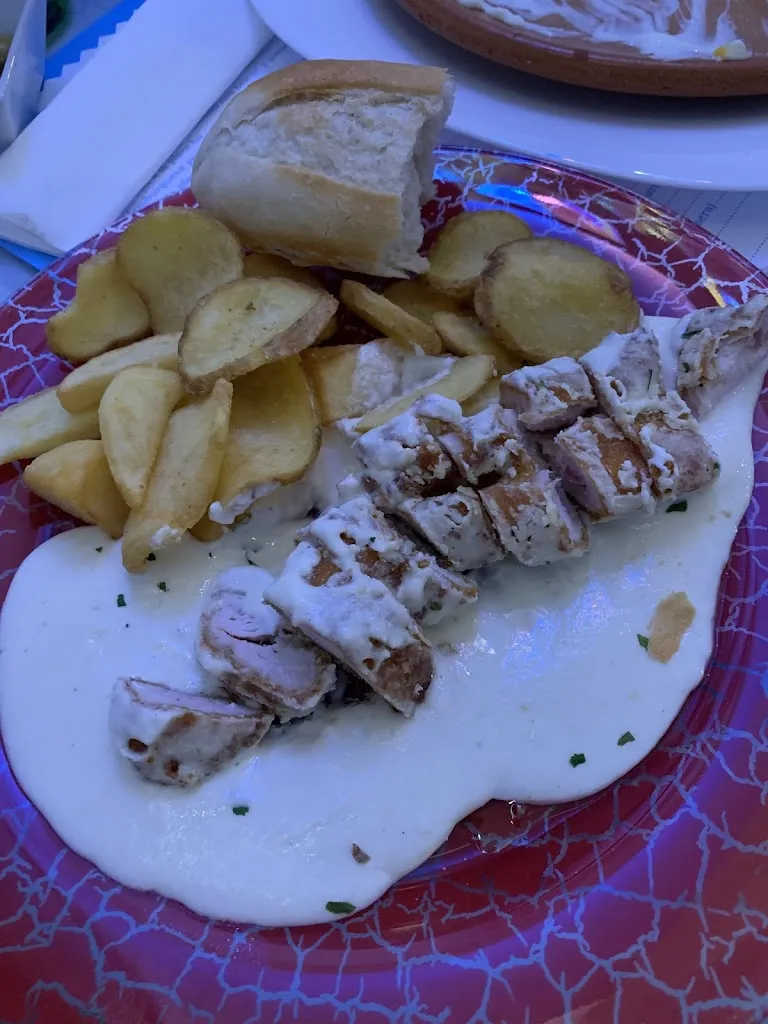 Rafael A._Café Bar el Paseo_Gilena_review