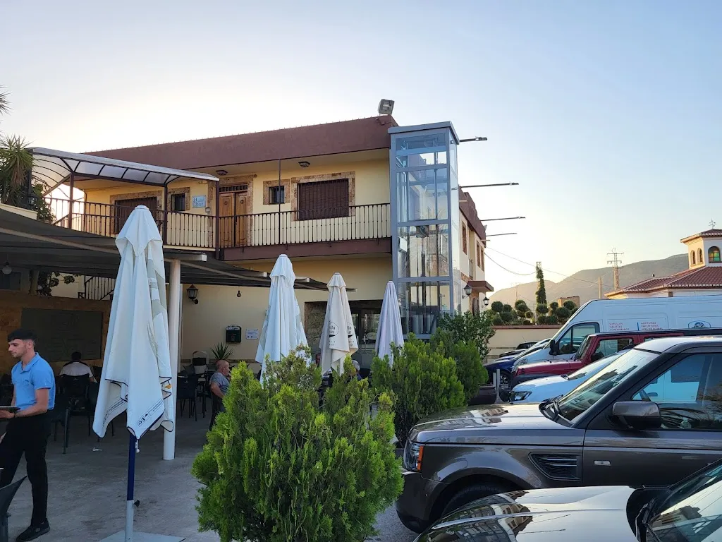 Kontera Design_Restaurante El Zahor_Alicún_recensione