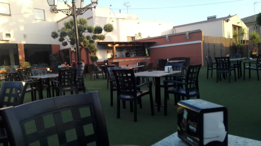 Restaurante El Zahor_Alicún_slider_image_1