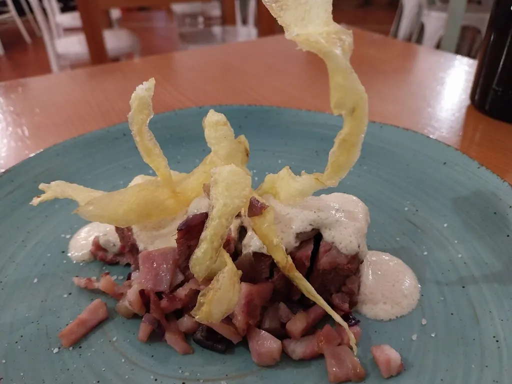 Luis Soria Rivero_KIOSCO EL PALACIO GUADALCANAL_Guadalcanal_review