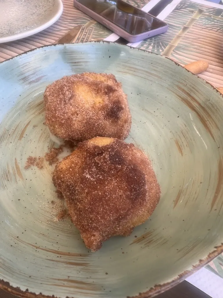 Alejandro Mateos_El jardín de Genne_Gines_recensione