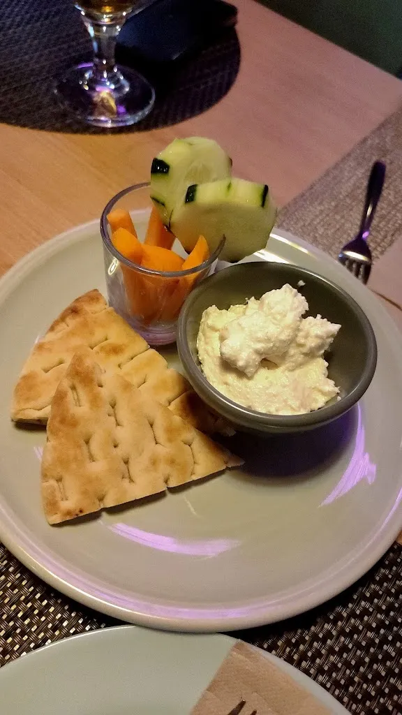 ALBA BALLESTEROS SANTOS_Bar Lolita Tapas_Gines_review