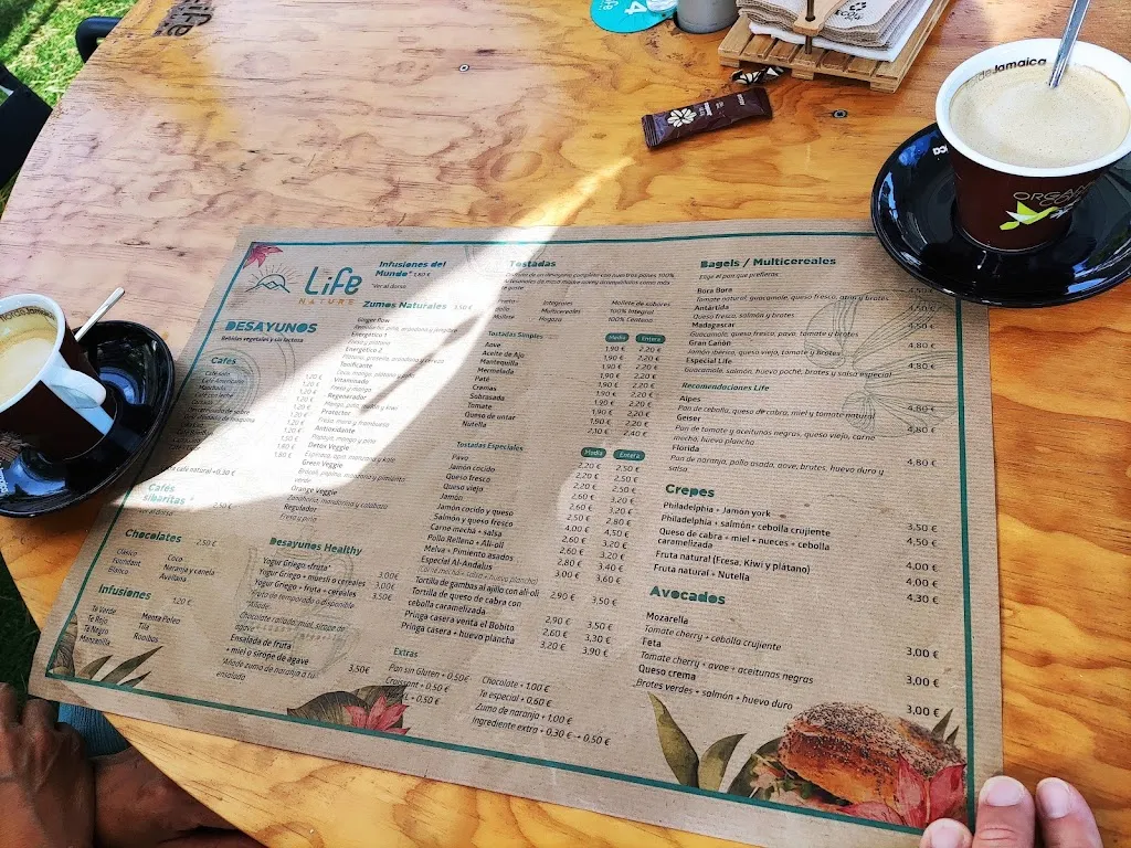 Menu_Desayunos y Coctelería Terraza Life Nature_Gines_image_4