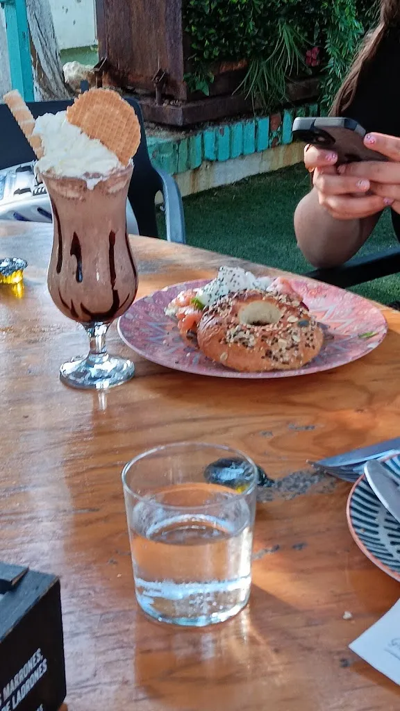 Menu_Desayunos y Coctelería Terraza Life Nature_Gines_image_6