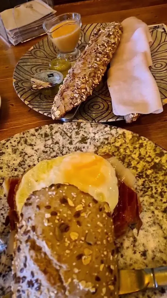 Desayunos y Coctelería Terraza Life Nature_Gines_slider_image_2