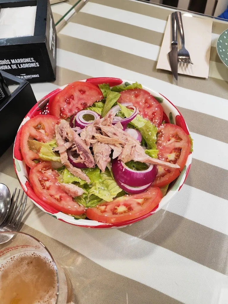 Vanessa Muela_The Carpentry_Gines_review