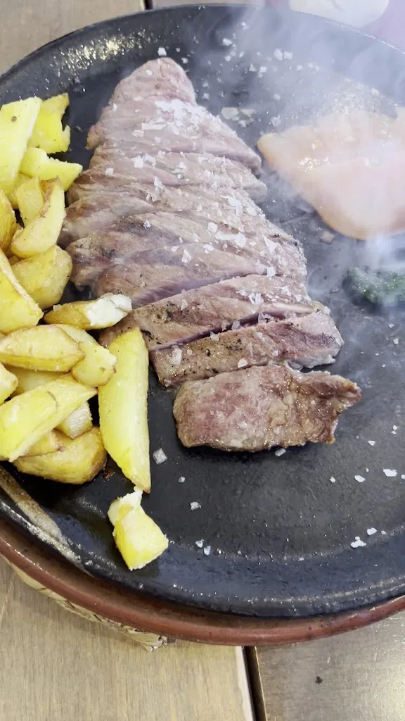 Aljarafe Tapas Bar_Gines_slider_image_2