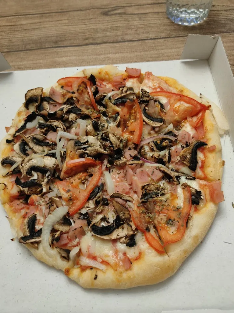 Alejandro Vázquez_Restaurante Trieste_Gines_review