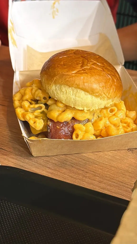 The Bigfoot Company_Gines_slider_image_3