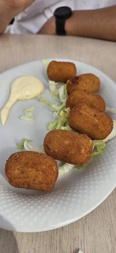 Miriam Montero_Niagara Cervecería_Gines_review