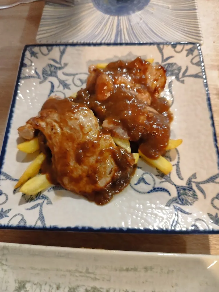 Ainara Vega Ruiz_Cervecería La Ponderosa_Gines_review