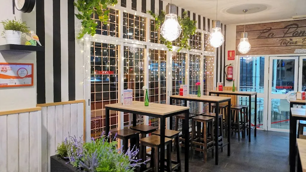 Cervecería La Ponderosa restaurant in Gines