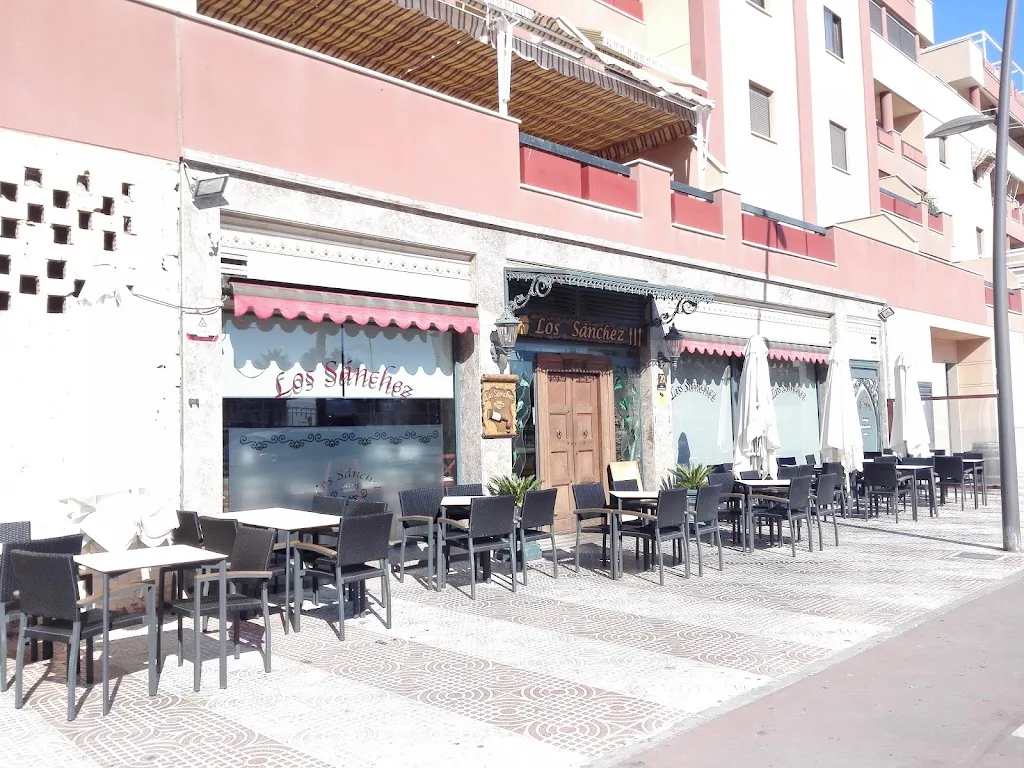 Los Sánchez Tavern restaurant in Alicún