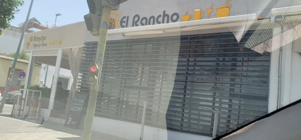 Anthony Archibeque_The Ranch Bar_Gines_review