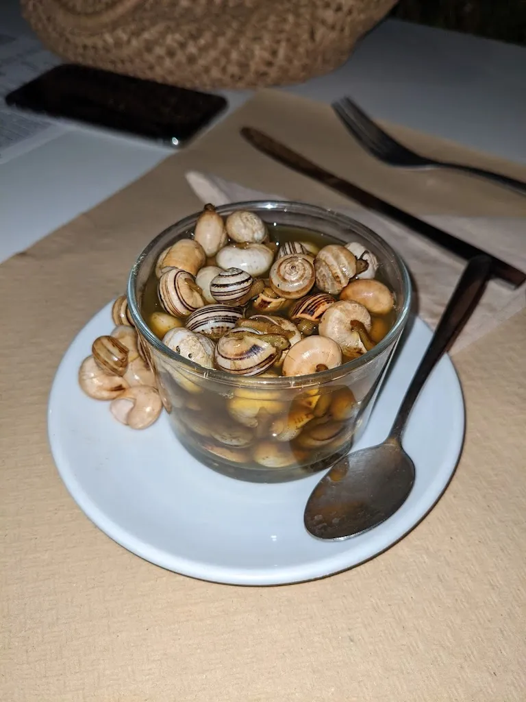 Beth Parker_The Ranch Bar_Gines_review